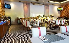 Artotel Ts Suites Surabaya
