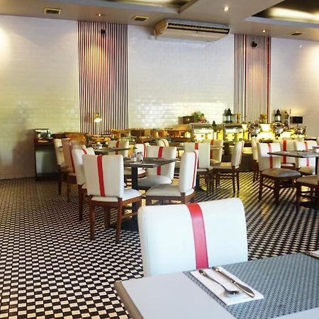 Artotel Ts Suites Surabaya Exterior photo